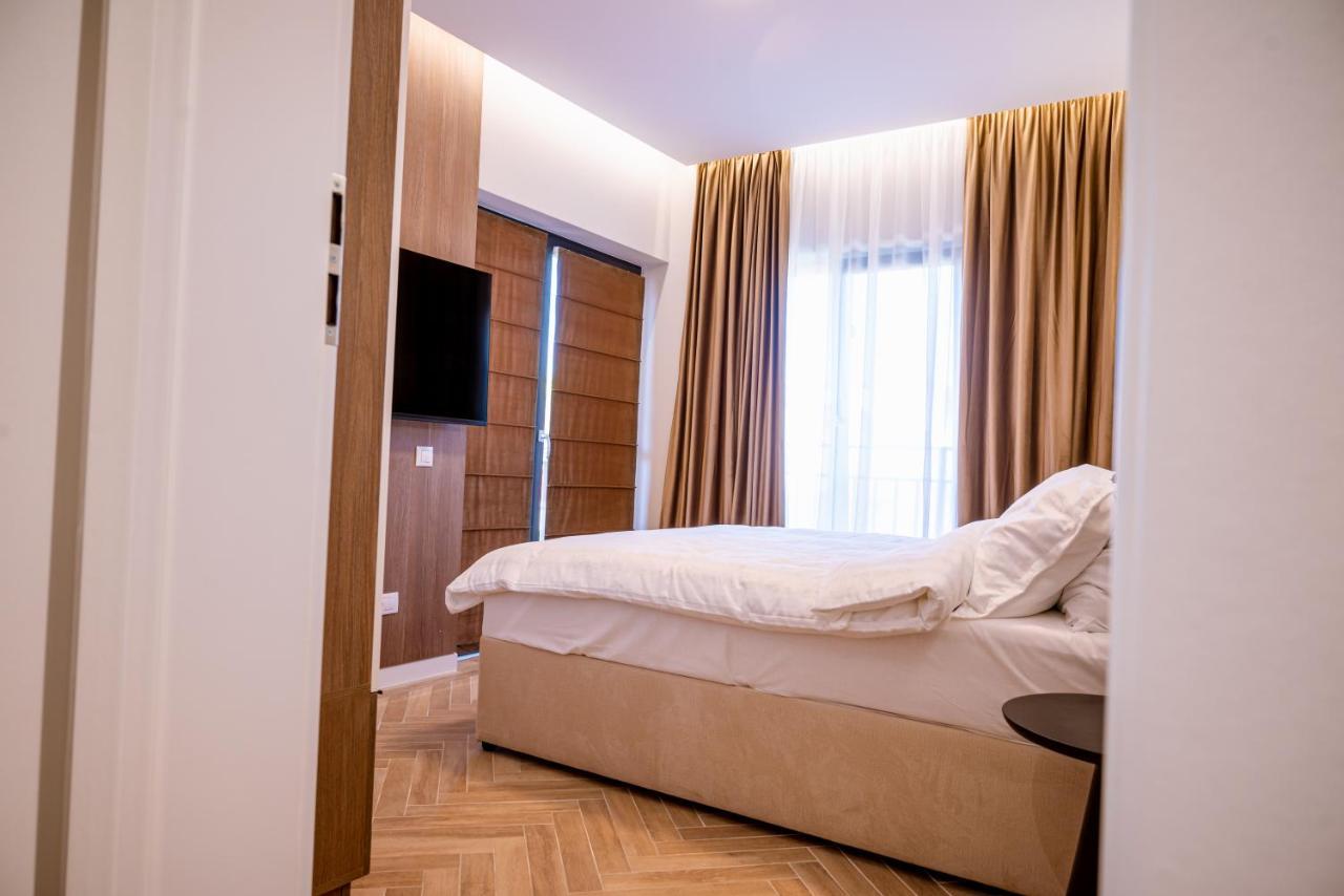 Apartamento Papi House Targoviste Exterior foto