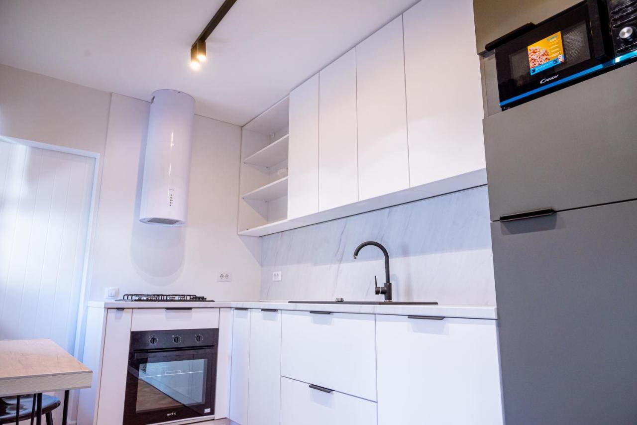 Apartamento Papi House Targoviste Exterior foto